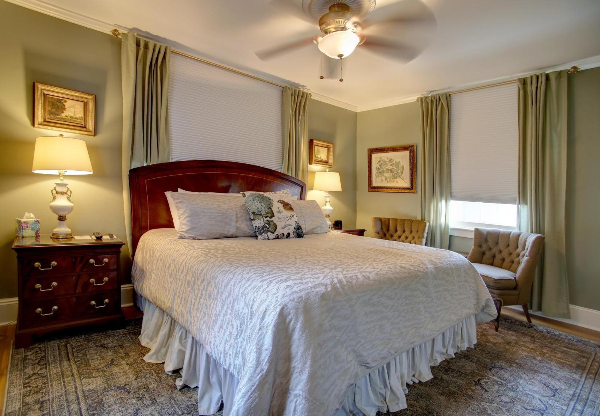 Azalea Inn&Villas Savannah Esterno foto