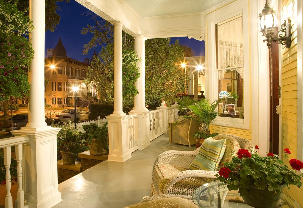 Azalea Inn&Villas Savannah Esterno foto