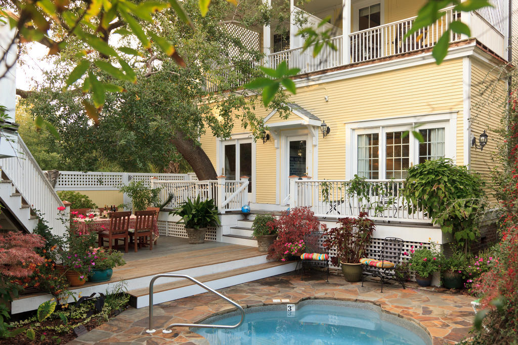 Azalea Inn&Villas Savannah Esterno foto